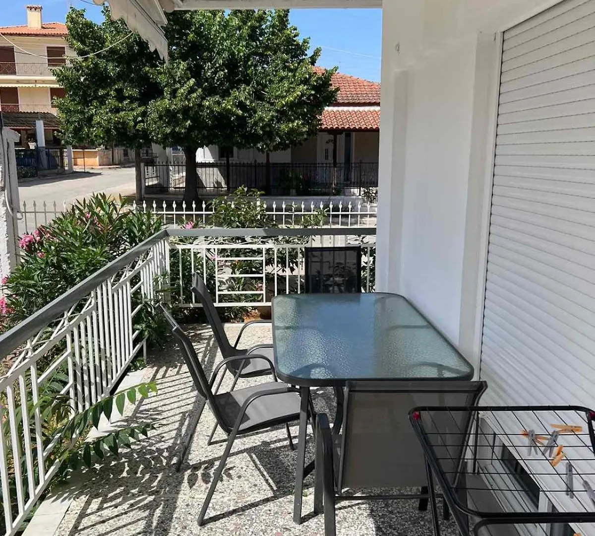Paulos&Mary Apartment Flogita 0*,